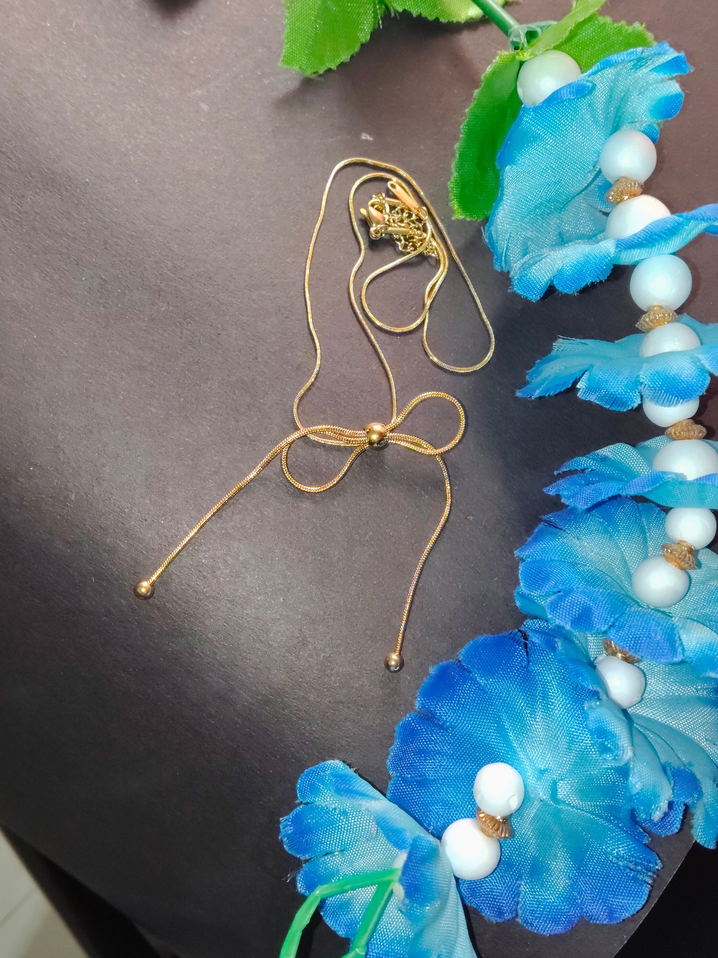 Faltu Fit Adjustable Sleek Gold-Plated Chain Bracelet for Women