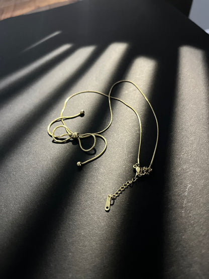 Faltu Fit Adjustable Sleek Gold-Plated Chain Bracelet for Women